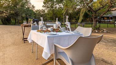 Al Fresco Dining | Phelwana Game Lodge