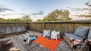 Two Sleeper Sky Deck | Phelwana Game Lodge