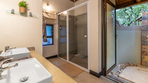 The Residence | Phelwana Game Lodge