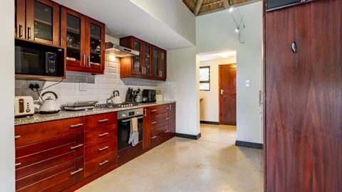 The Residence | Phelwana Game Lodge